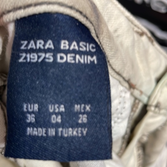 Zara Bleached Jeans - Picture 8 of 8